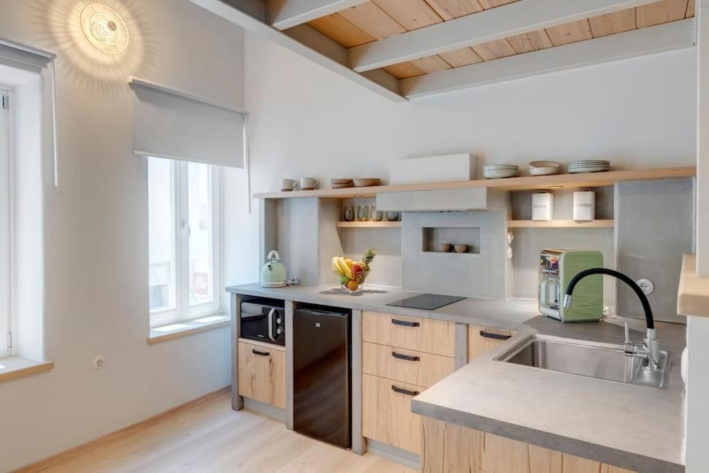 Nomade Vibrant Living Loft Lägenhet Ermoupoli Exteriör bild